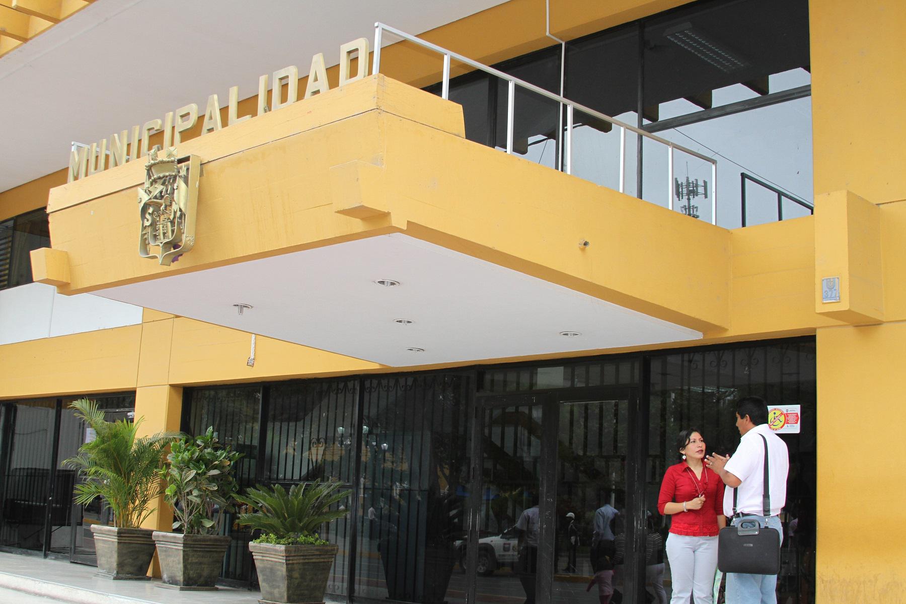 Denuncian contratación de “trabajadores fantasmas” 