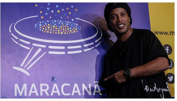 Ronaldinho fue homenajeado en el Maracaná y ahora forma parte de su paseo de la fama (FOTOS)