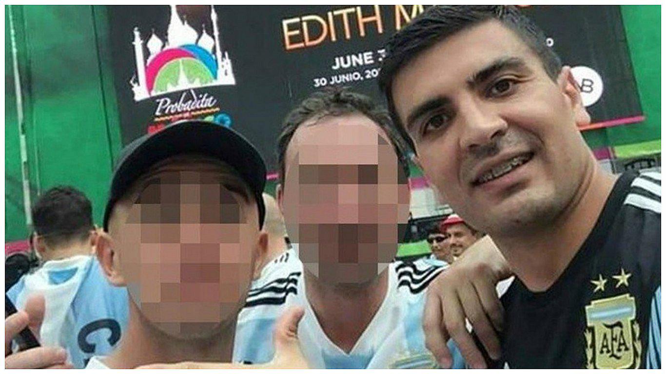 Profesor pidió licencia por problemas psiquiátricos pero era para ir a Rusia (FOTO)