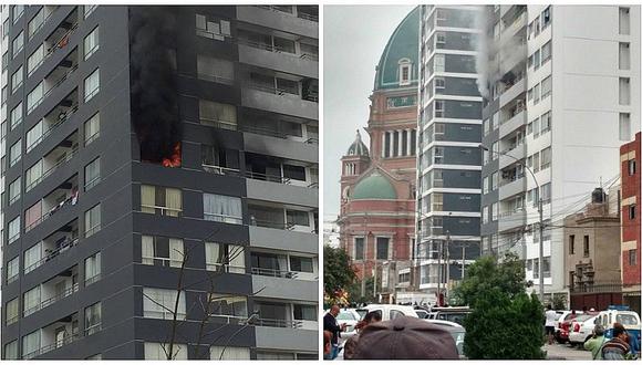 ​Incendio consume parte de un edificio en Magdalena (VIDEO)