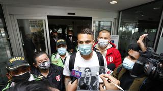 Paolo Guerrero arribó a nuestra capital para incorporarse a la selección peruana (FOTOS)