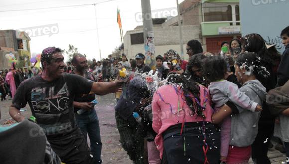 MPA prohíbe echar agua a transeúntes en carnaval