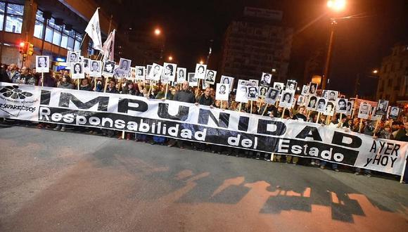 Miles de uruguayos marchan y exigen justicia por desaparecidos en dictadura