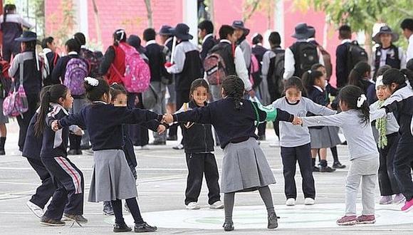 Ministerio de Educación adelanta dinero para mantenimiento de 45,000 colegios