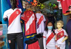 Huancayo: Triunfo peruano aviva ilusión de comerciantes que esperan aumentar venta de camisetas