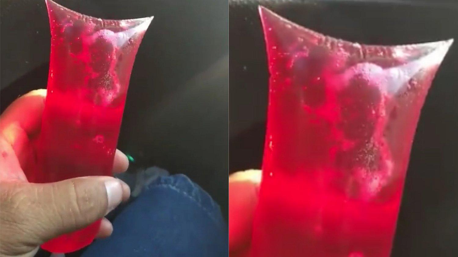 Compró una gelatina en “bolsita” y en su interior encontró saliva y restos de flema (VIDEO)