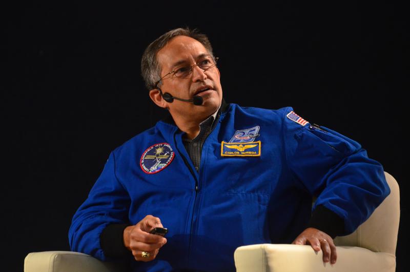 Astronauta peruano destacó satélites nacionales