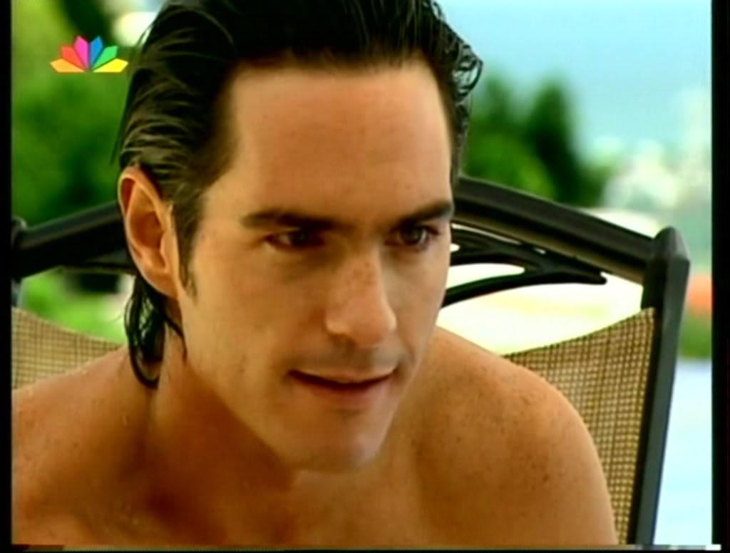 Mauricio Ochmann: Hackean al actor mexicano  y filtran fotos y videos íntimos (VIDEO)