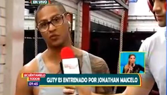 ​Jonathan Maicelo abandona entrevista en vivo (VIDEO)