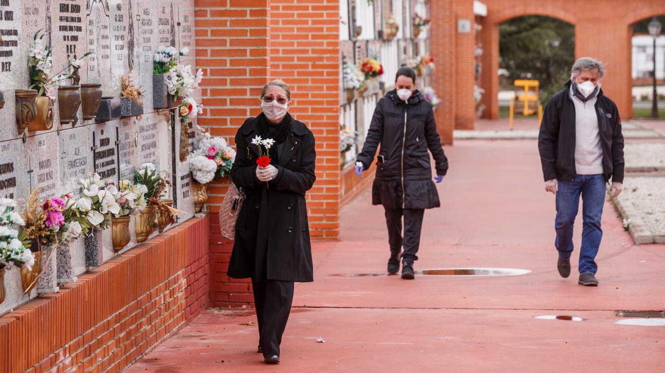 Coronavirus: militares descubren cadáveres en residencias de ancianos en España (Foto: AFP)
