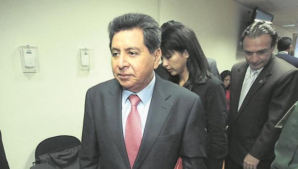 Fiscal pide que José León declare por segunda vez