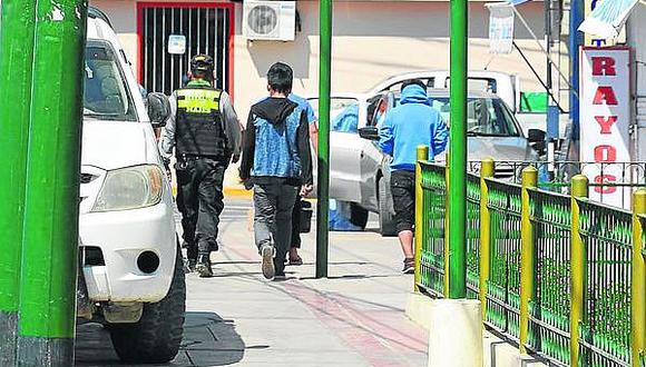 Arequipa: Encuentran a 8 menores en fiesta clandestina