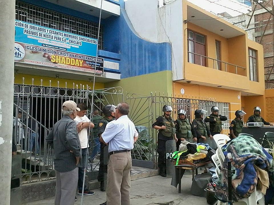 Chiclayo: Desalojan a jubilados de la empresa Nestlé