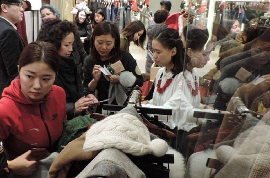 China: ​Inauguran primera tienda de productos de alpaca peruana