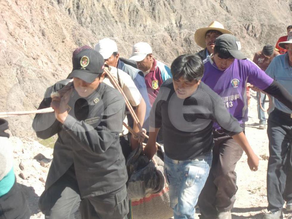 Camioneta de minera quedó destrozada en abismo de 900 metros