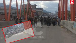 Puente histórico en Perené permanece bloqueado pese a  esfuerzos de la PNP (VIDEO)