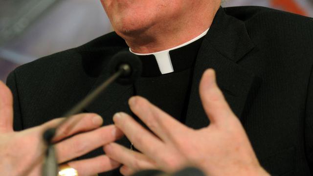 Entre los acusados se encuentra el padre Giglio Gilioli, fundador hace 10 años de la comunidad, de 73 años. (AFP)