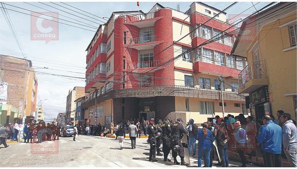 ​Huelga indefinida de trabajadores judiciales quiebra 2 500 juicios en Huancayo