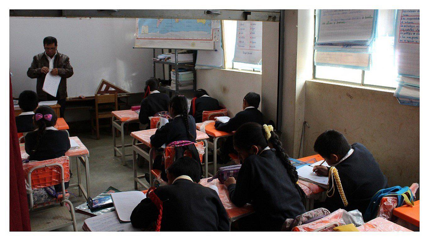 Niños de Humanhuauco dejarán de estudiar en puestos de mercado