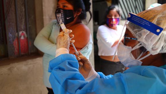 La Diresa Callao informó sobre los 20 colegios que pueden asistir para poder ser inmunizados contra la difteria y otros males como el neumococo o influenza.(Foto: Hugo Curotto/GEC)