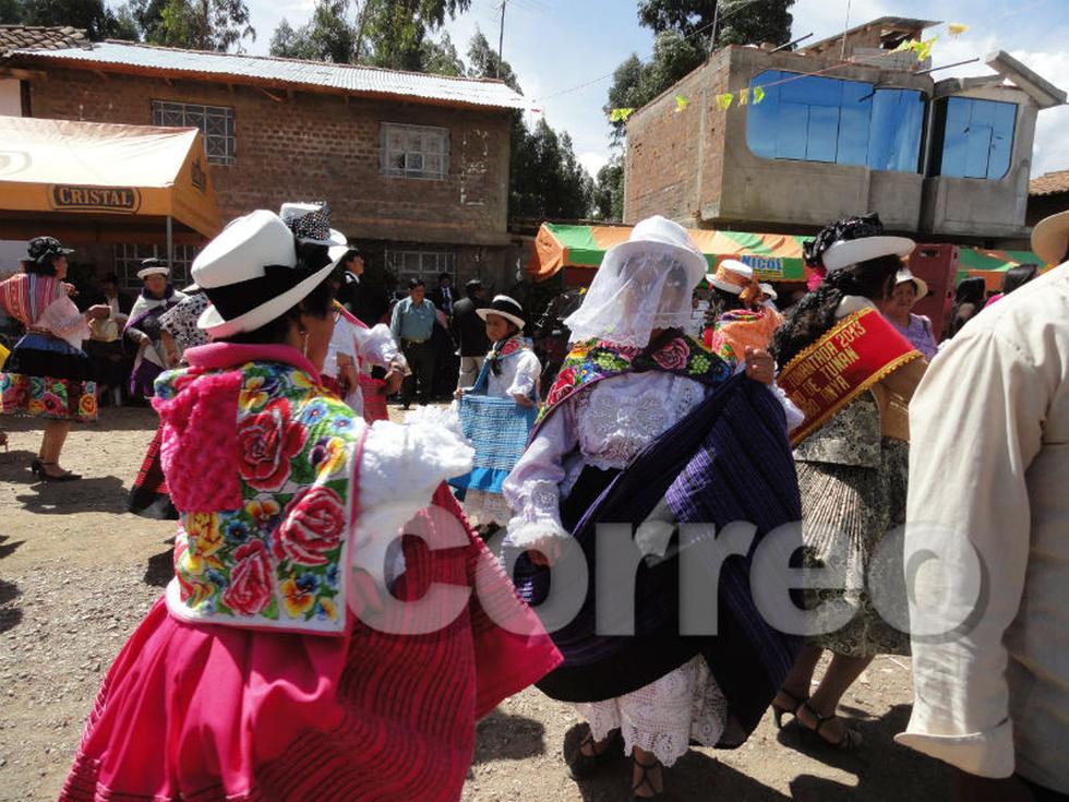 "Chalaysantos" expresan la fe a su patrón San Jerónimo (FOTOS)