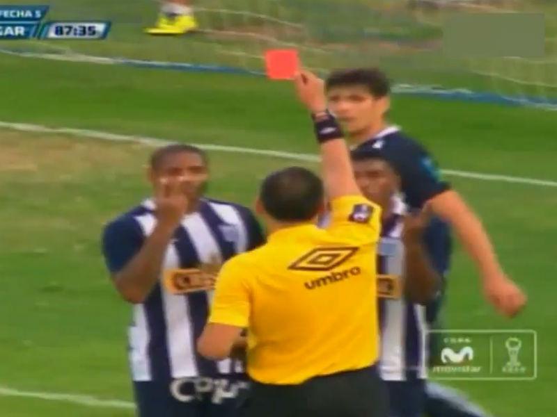 Alianza Lima recibió cuatro expulsiones en cinco minutos