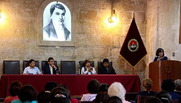 Inauguran Centro de Estudios e Investigación sobre la mujer en Arequipa
