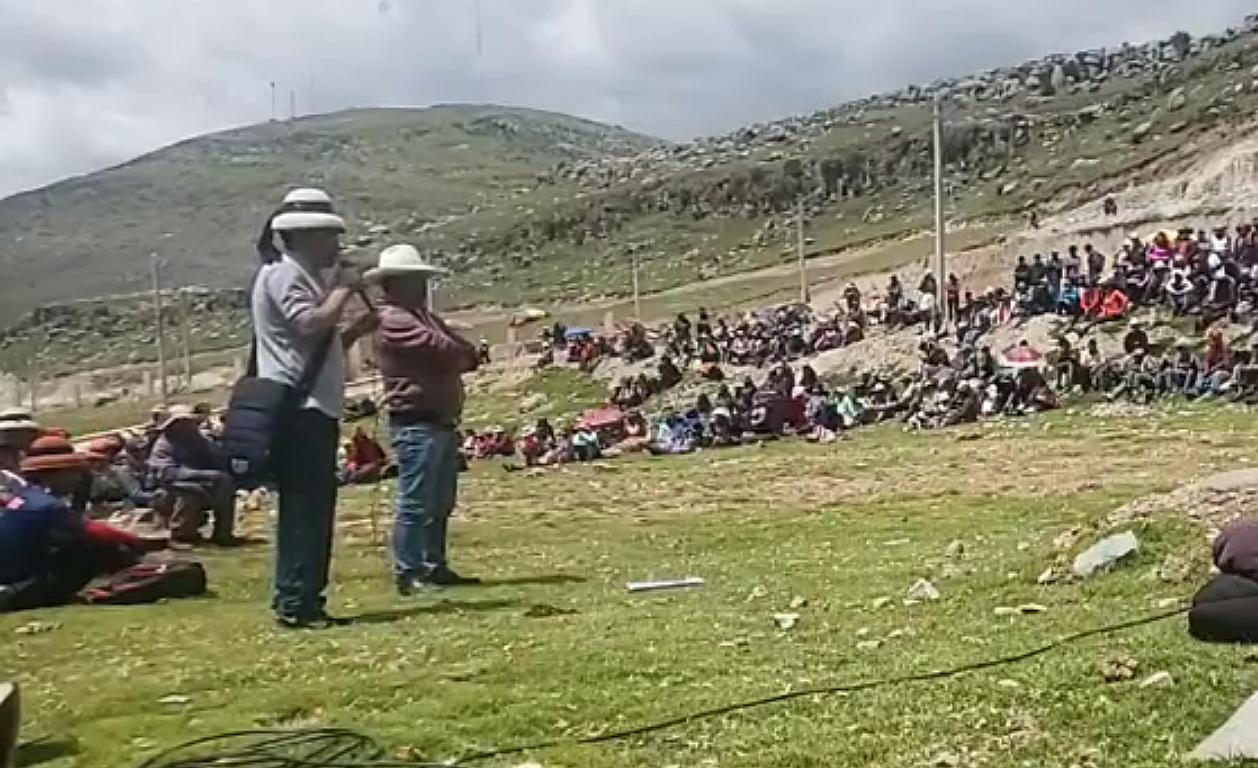 Las Bambas: Comuneros anuncian desbloqueo de vías hasta llegada de Salvador del Solar