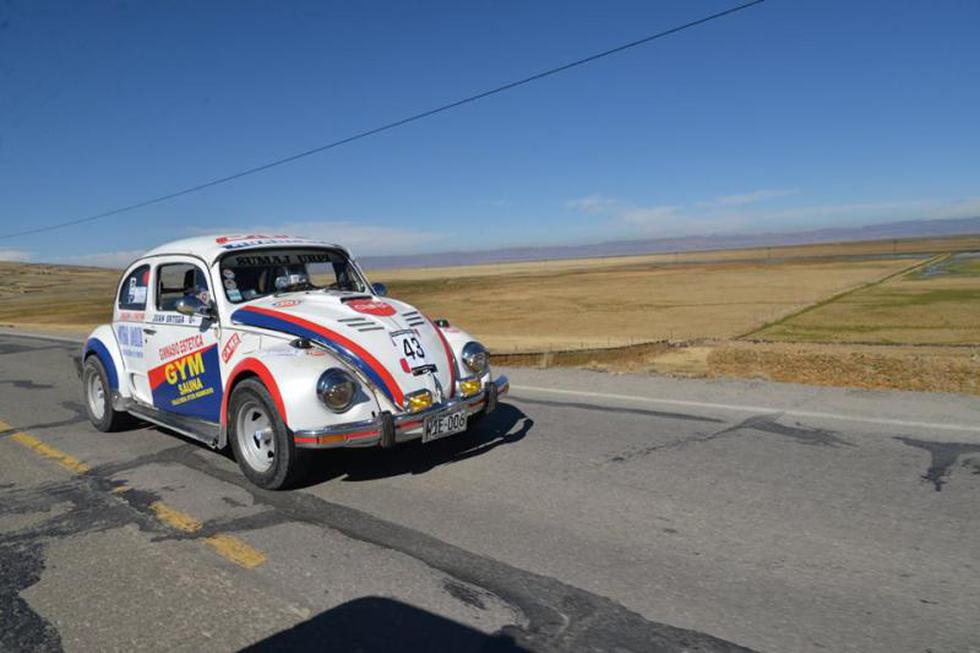 Así fue el Rally de "escarabajos" a 4105 metros de altura 