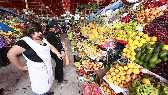 Escasean frutas y costos se incrementan en mercados de Arequipa