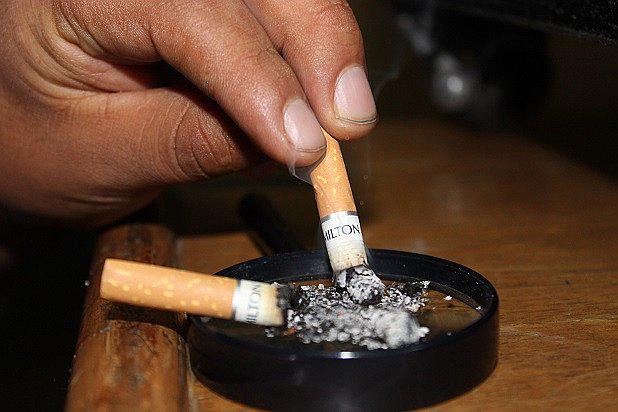 Severos riesgos a la salud produce consumir tabaco, alerta especialista