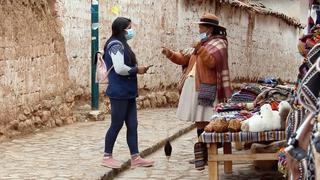 Universitaria quechuahablante gana concurso de la Unión Europea (FOTOS)