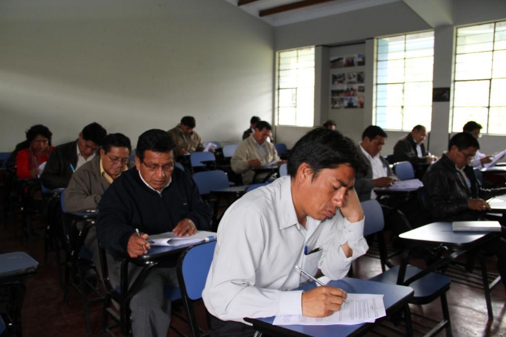 Disponen 791 plazas para nombramiento docente