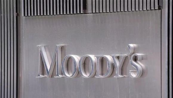 Moody’s cambió perspectiva de calificación A3 de Perú a negativa tras debilitamiento de instituciones. (Foto: AFP)