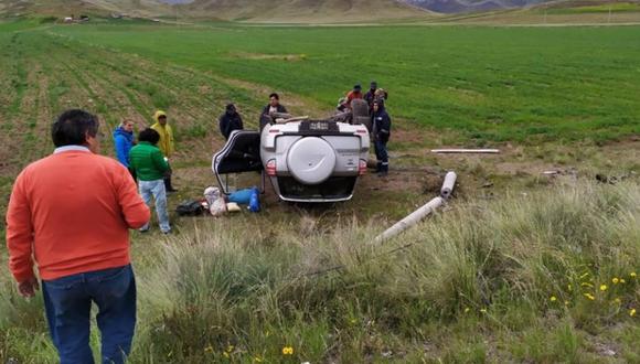 Conductor y turista francesa salvan de morir en accidente en Puno (GEC)
