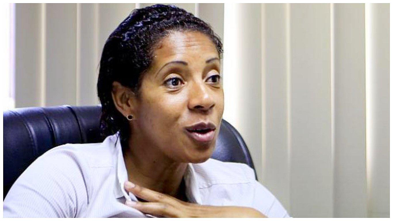 Leyla Chihuán: “Lo que gano en el Congreso no me alcanza para mi ritmo de vida”