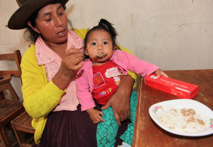 Familias ayacuchanas rechazan las chispitas y micronutrientes