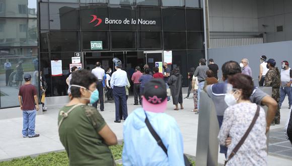 El Banco de la Nación ha registrado aglomeraciones en sus agencias. (Foto: Britanie Arroyo | GEC)