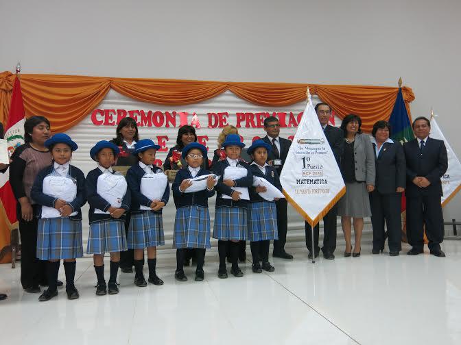 Premian a 14 colegios de Moquegua por ocupar primer lugar