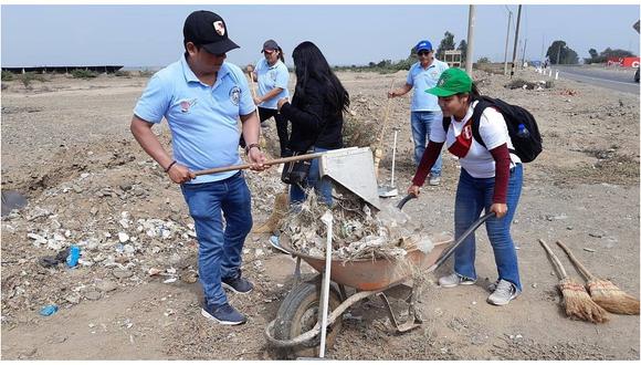Realizan campaña de limpieza en Chicama 