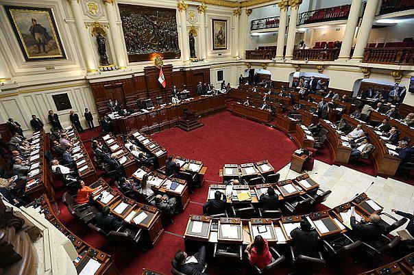 Pleno evaluará hoy pedido de moción de interpelación a ministro del Interior Carlos Morán 