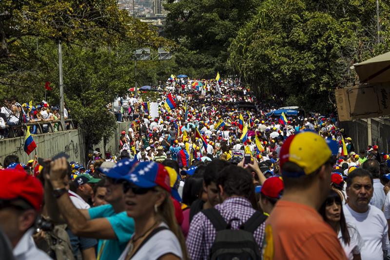 EE.UU. suspende entrega de visas de turista en Venezuela