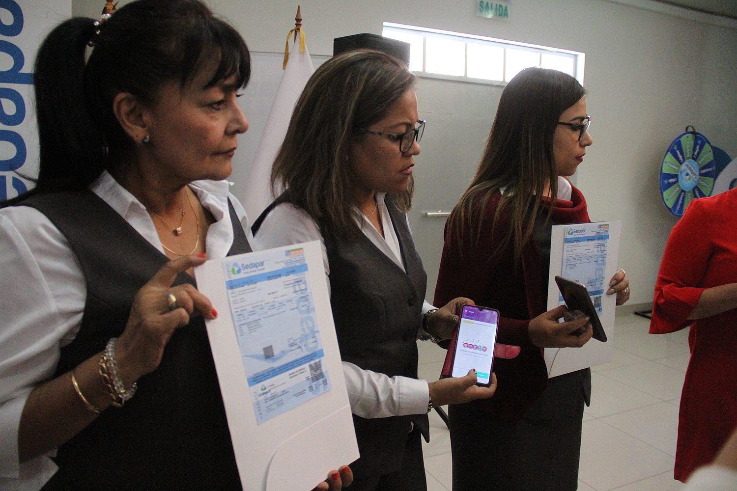 Sedapar coloca códigos QR a recibos para pagarlos desde el celular