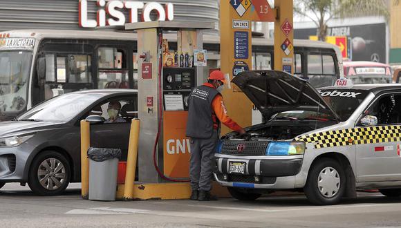 Aumento de hasta S/0.70 por galón ya se percibe en Arequipa, según camioneros. Se registró nueva suba en precio de combustibles. (Foto: GEC)