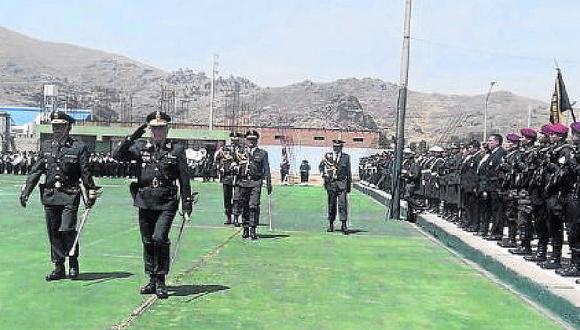 General Róger Tello asume como nuevo jefe de la Región Policial Puno