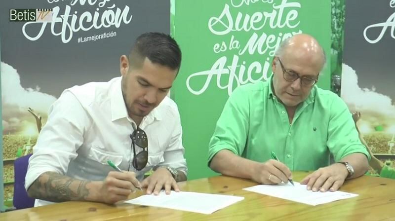 ​YouTube: Juan Manuel Vargas ya es integrante del Real Betis de España