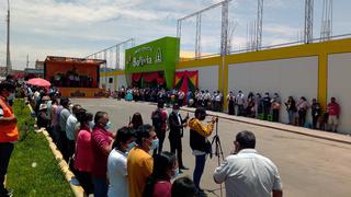 Tacna: Centro Comercial Bolivia comienza a operar como alternativa de feria navideña