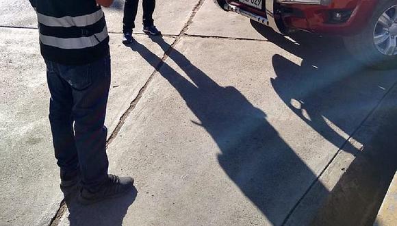 Policías intervienen camioneta del Gobierno Regional de Huancavelica