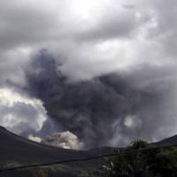 Indonesia: Volcán Lokon registra dos erupciones de intensidad media