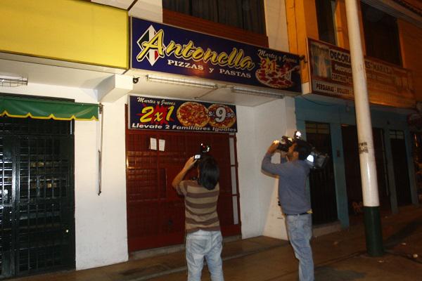 ​Asaltan pizzería en San Juan de Miraflores